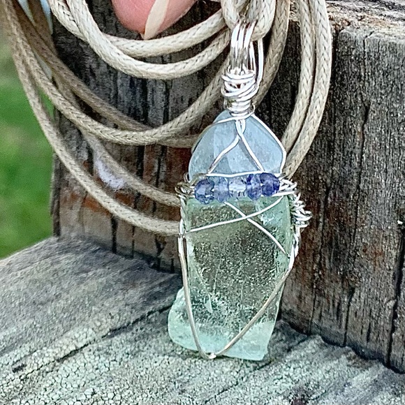 Aquamarine, Spodumene & Iolite Bead Necklace - Picture 16 of 16